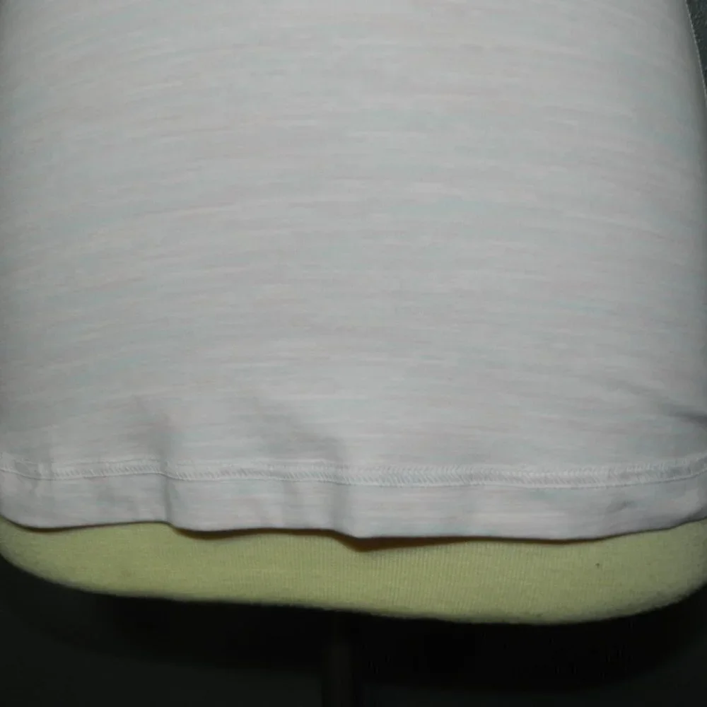 Lululemon Women Barely Pink Racerback Workout Tank Top Size 13 Inches Pit To Pit - Picture 3 of 7